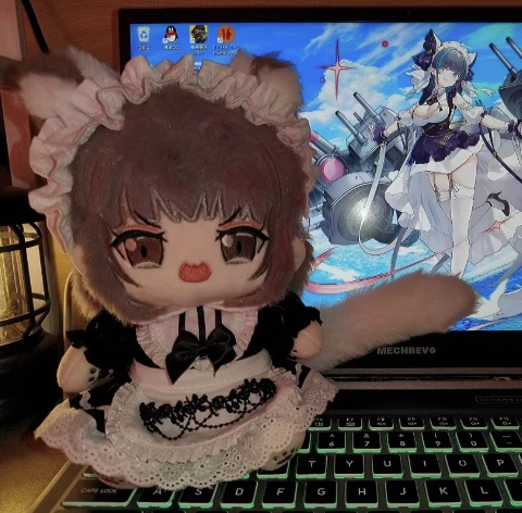 Peluche da 20 cm di HMS Cheshi - Anime About Cosplay Girl recensione e prezzo