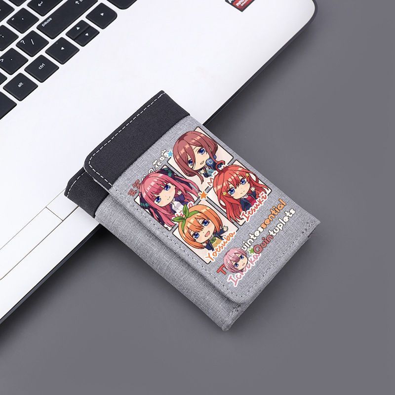 The Quintessential Quintuplets - Anime About Cosplay Girl recensione e prezzo